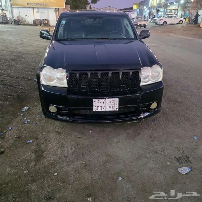 جيب جراند شيروكي (SRT) - 6.1L هيمي -  2007  - نظيف 3