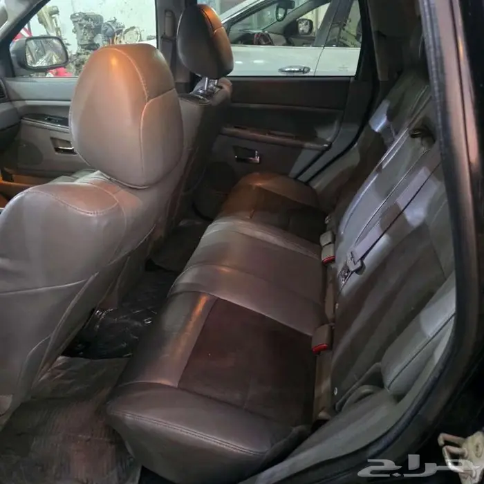 جيب جراند شيروكي (SRT) - 6.1L هيمي -  2007  - نظيف 2