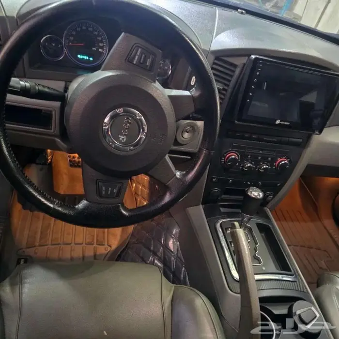 جيب جراند شيروكي (SRT) - 6.1L هيمي -  2007  - نظيف 0