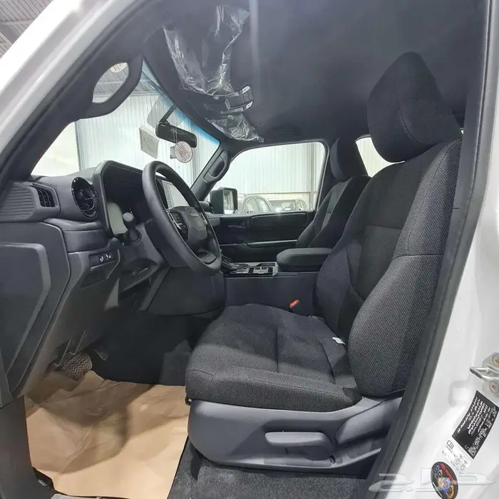 تويوتا برادو TXL1 بنزين 2025 السعر 189750 11