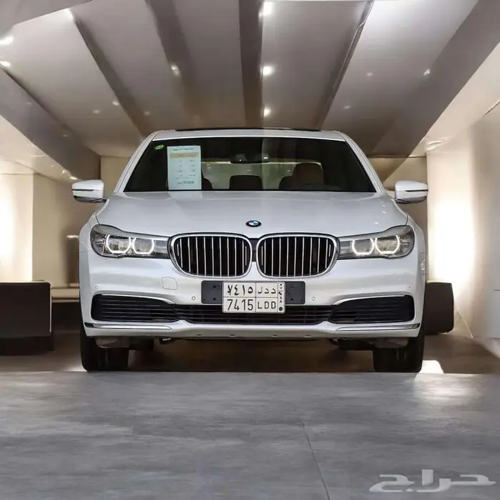 BMW 2018 730Li 0