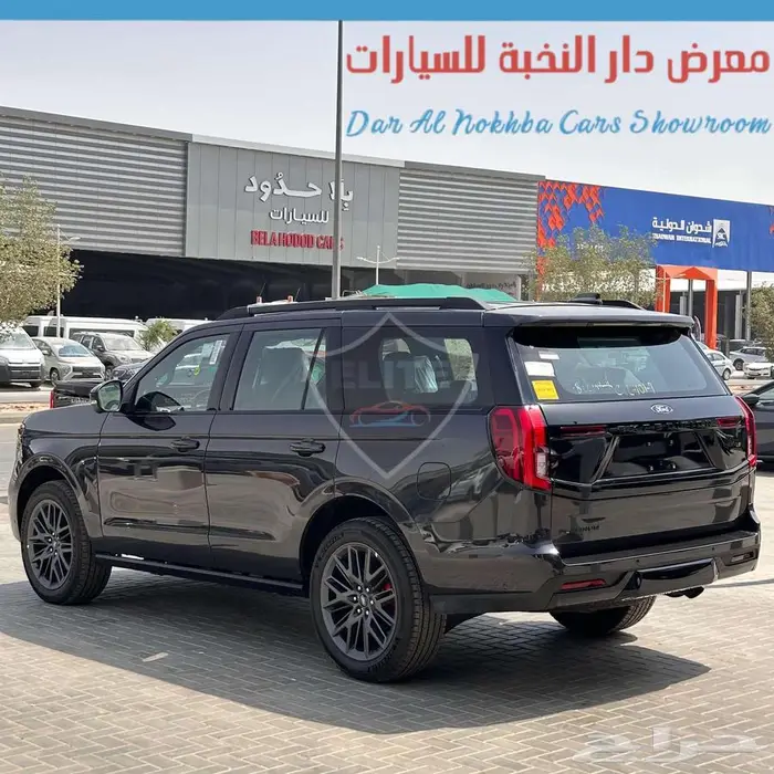 فورد اكسبيدشن بلاتينيوم موديل 2025 مع باقة الهدايا 6