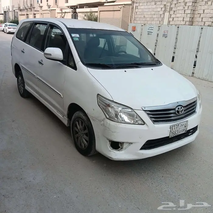 تويوتا انوفا 2014 3