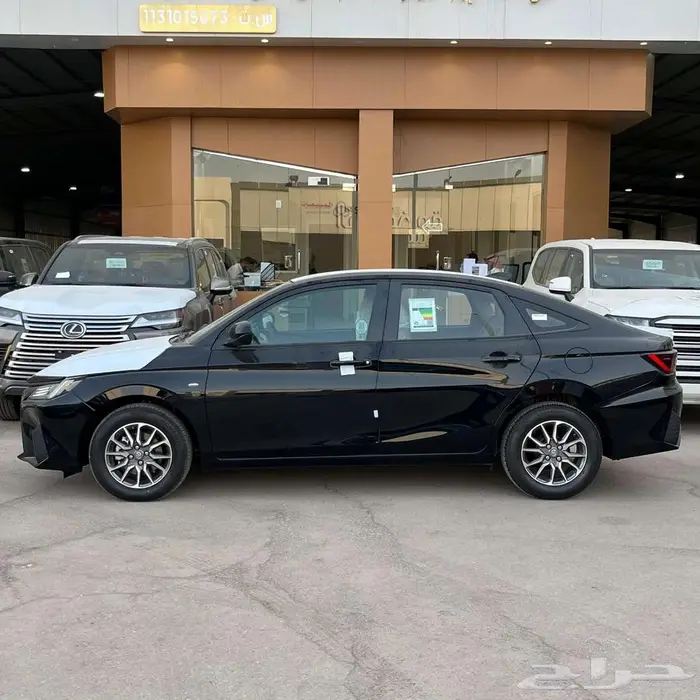 تويوتا يارس ستاندر 2026 2