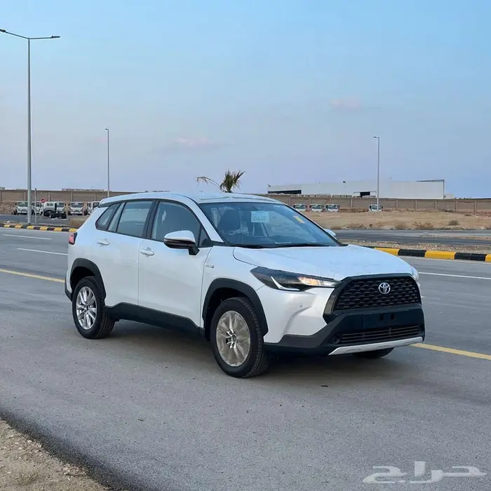 تويوتا كورولا كروس LE هايبرد 2025 - عرض بنك الإنماء 0