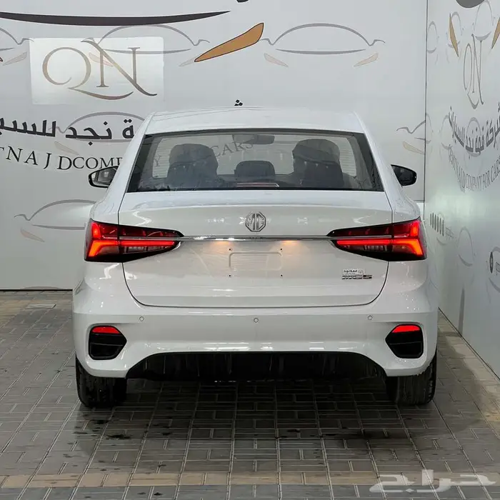 ام جي 5 استاندر الشكل القديم بنزين تماتيك 2025 عرض خاص 3