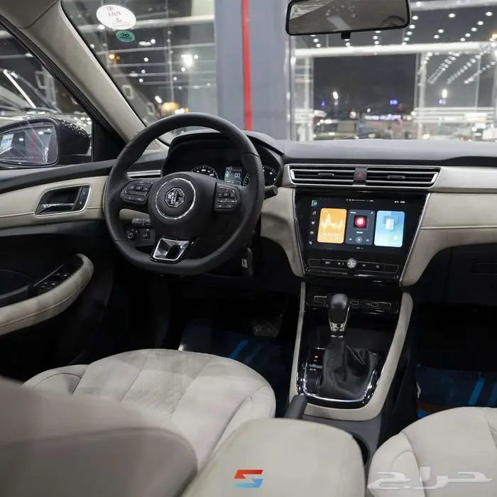 ام جي 5 استاندر موديل 2025. 8