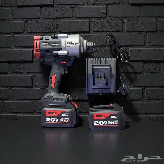 عدد يدويه ومعدات صناعيه امباكتات 1