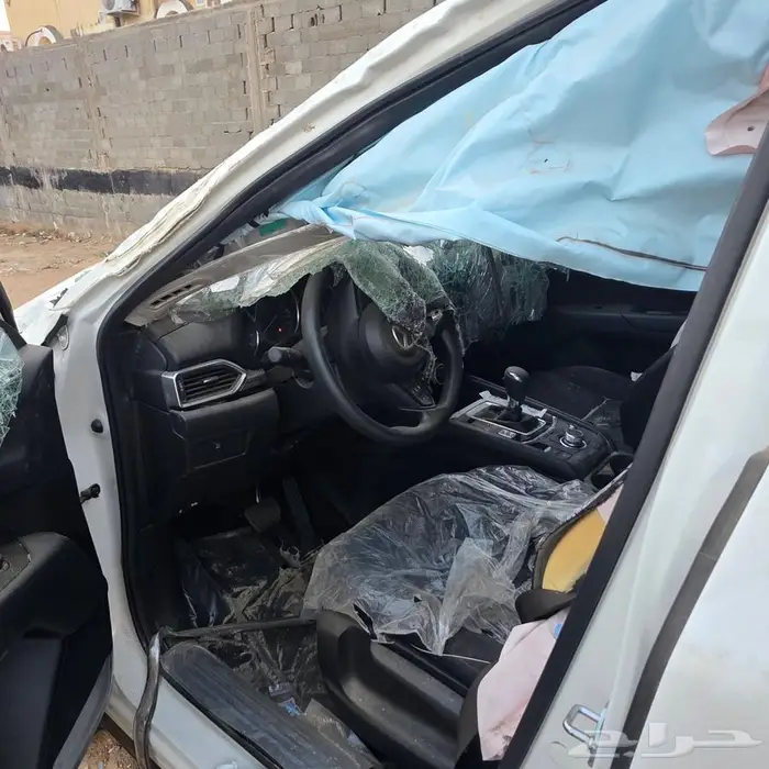 مازدا cx 5 مقلوبة موديل 2025 لون ابيض 4