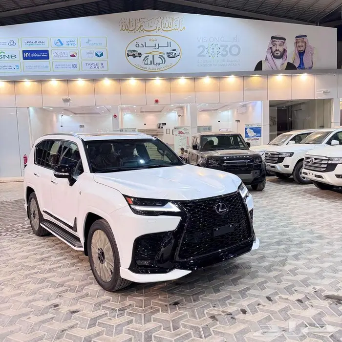 لكزس اف سبورت بريمي 2025 2