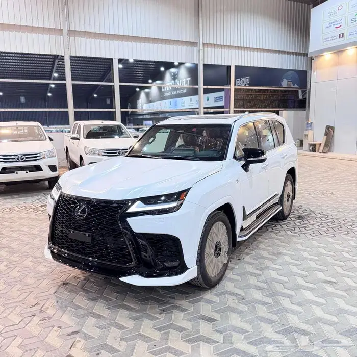 لكزس اف سبورت بريمي 2025 7