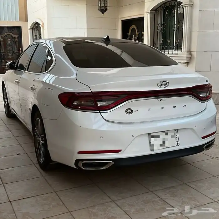 هيونداي ازيرا 2020 ابيض 3