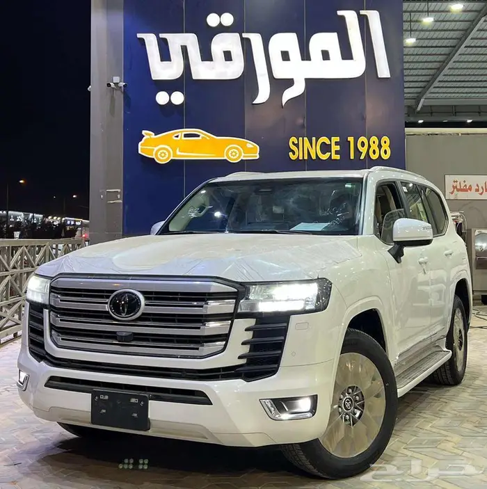 تويوتا لاندكروزر GXR4 بنزين 2025 اقل سعر اقصاد او كاش 0