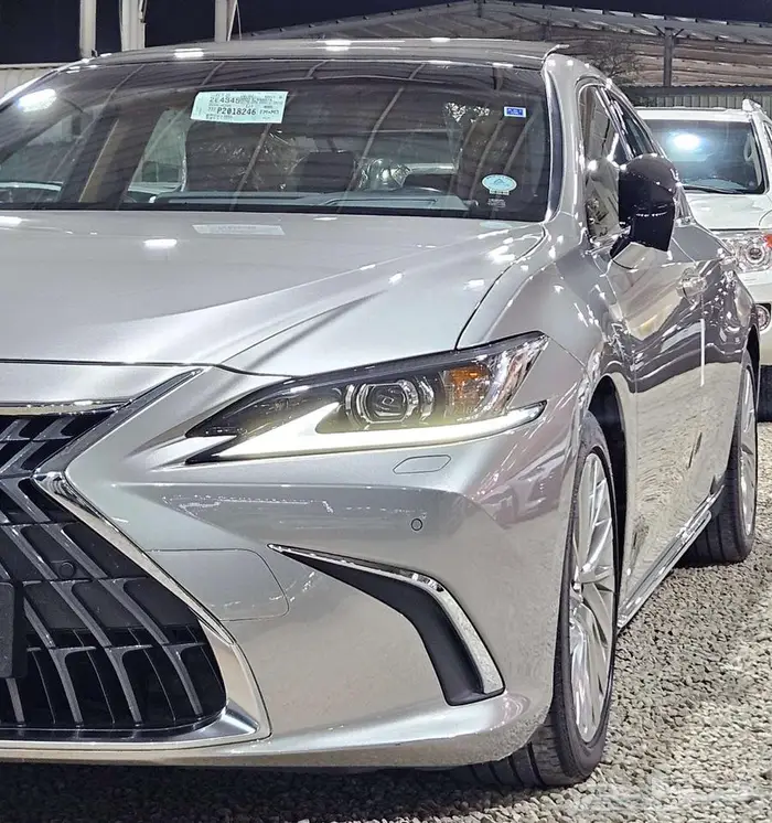 لكزس ES.350..2023 4