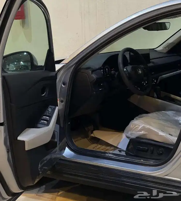 عرض خاص-هوندا اكورد2025(كاش-اقساط جميع البنوك) 4