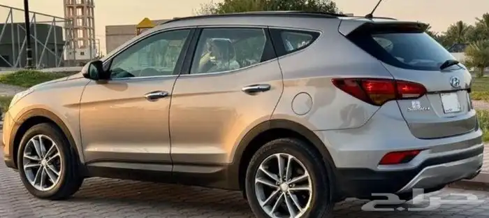 للبيع اوالبدل بسياره مناسبه (اربع سلندر) 1