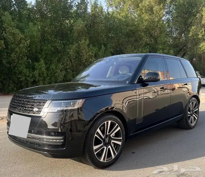 للبيع رنج روفر اوتوبيوغرافي فل كامل 2023 V8 3