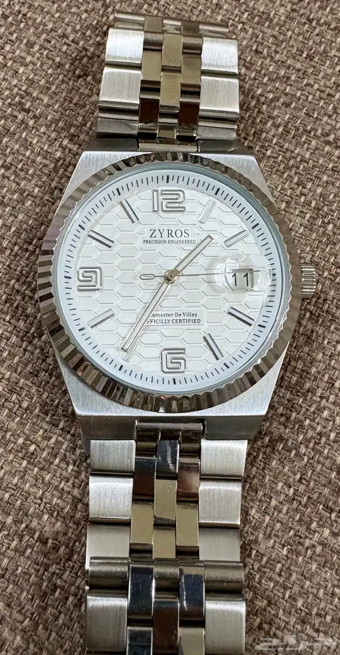 ساعة زيروس 0