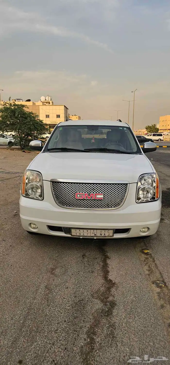 جمس يوكن قصير نظيف 0