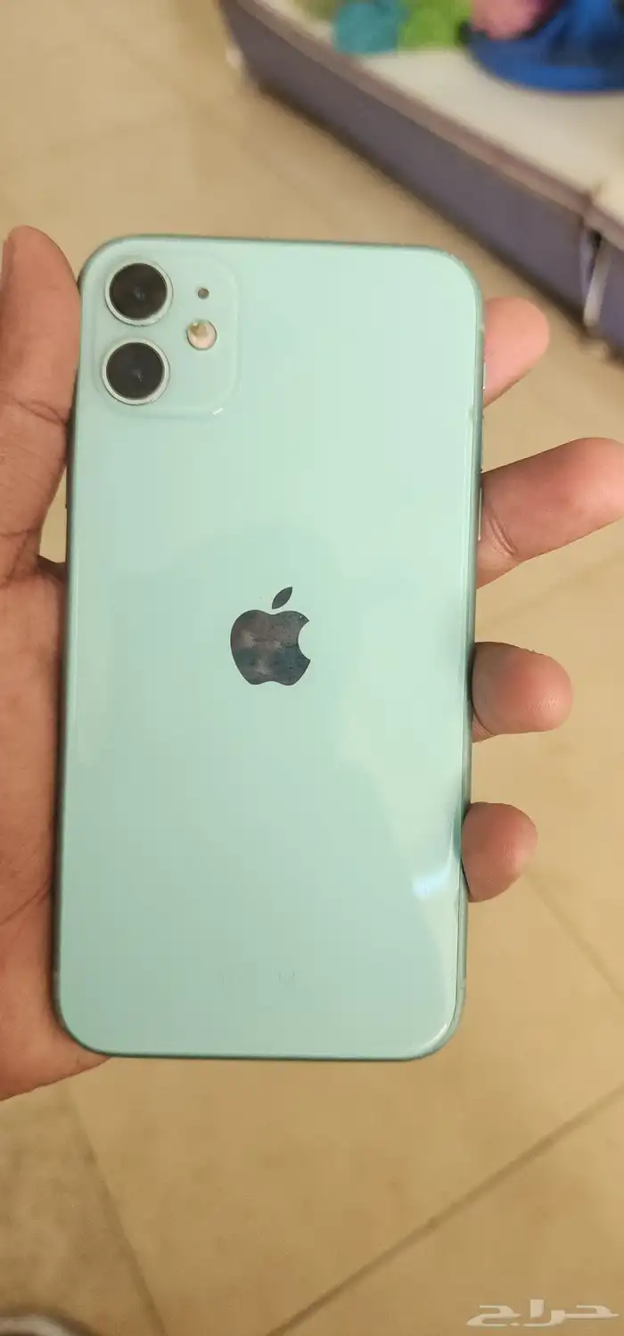 ايفون 11 للبيع او البدل 0