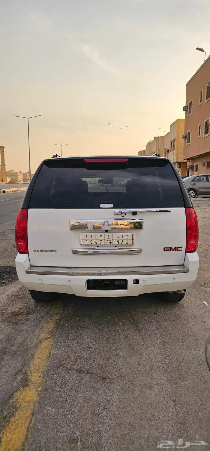 جمس يوكن قصير نظيف 4