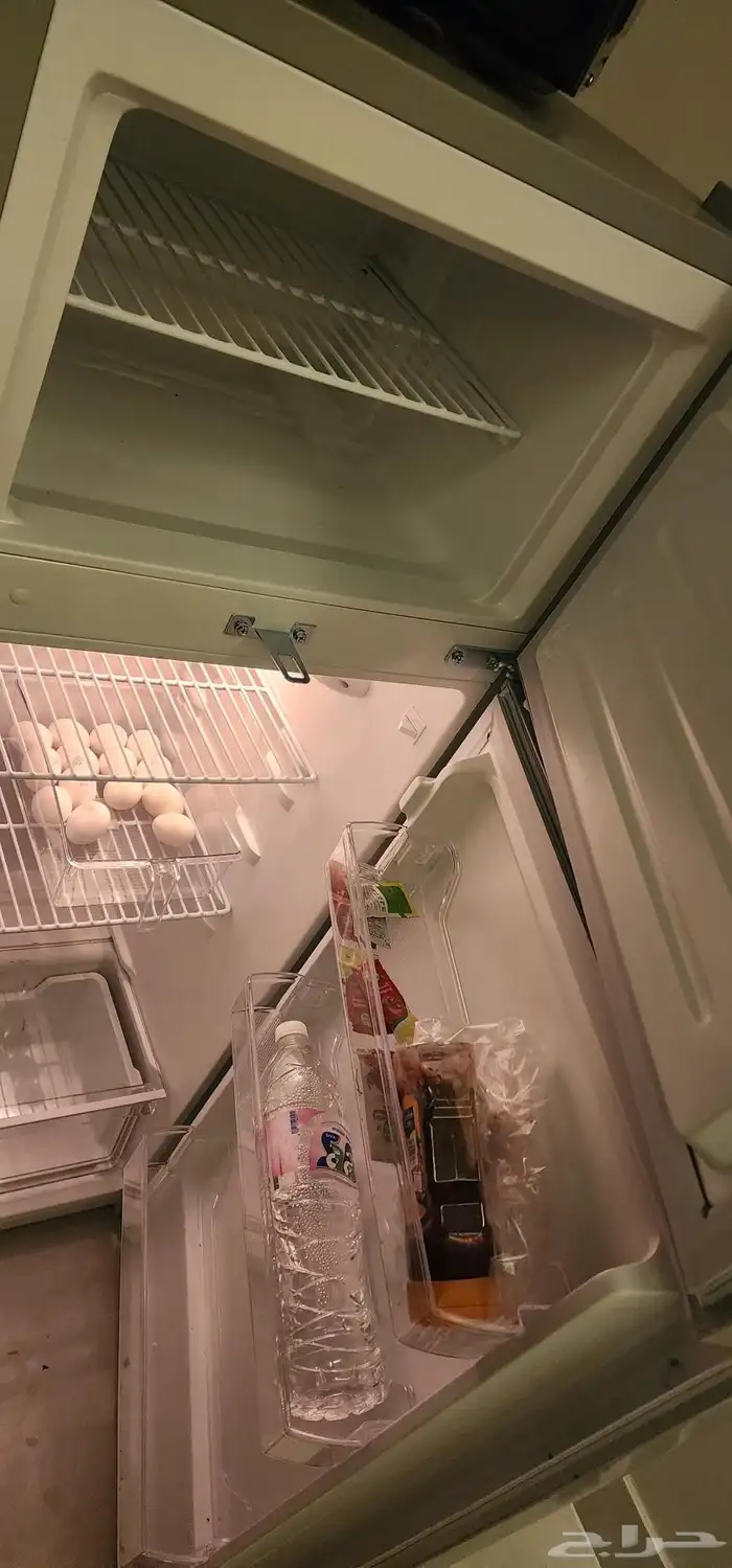 ثلاجة للبيع 4