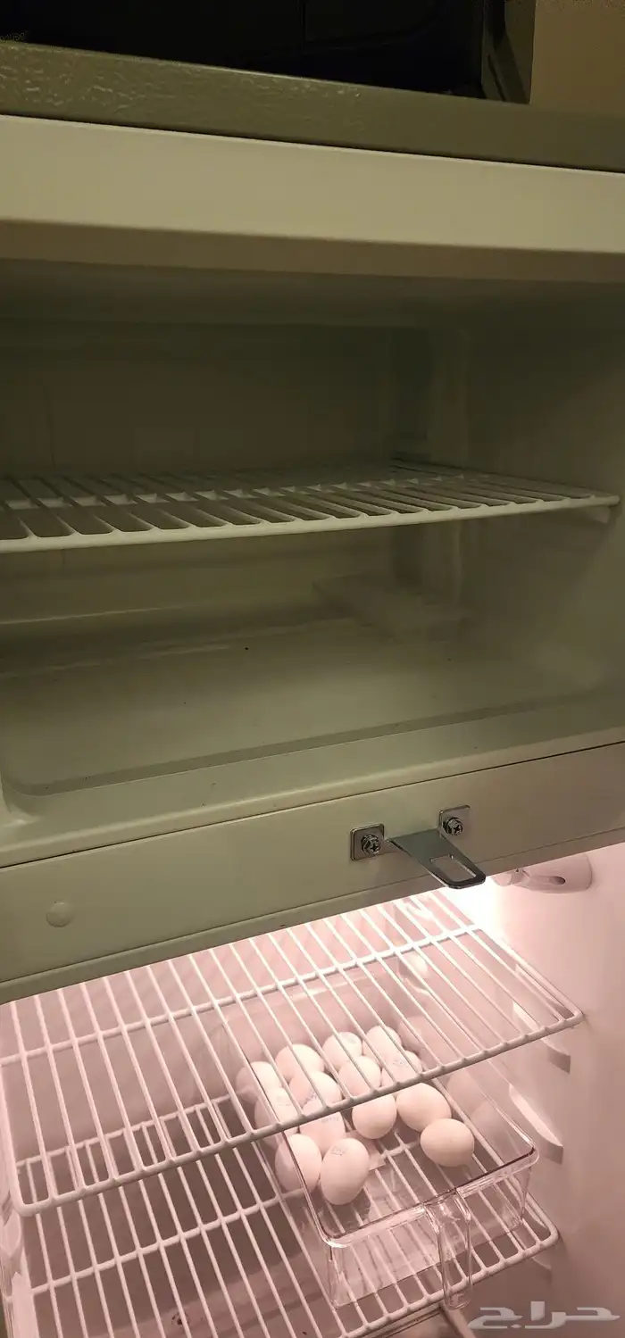 ثلاجة للبيع 1