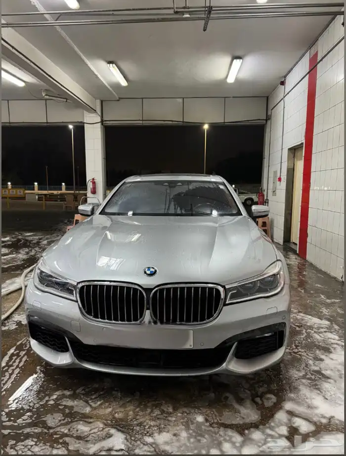 للبيع BMW 750LI موديل 2018 2