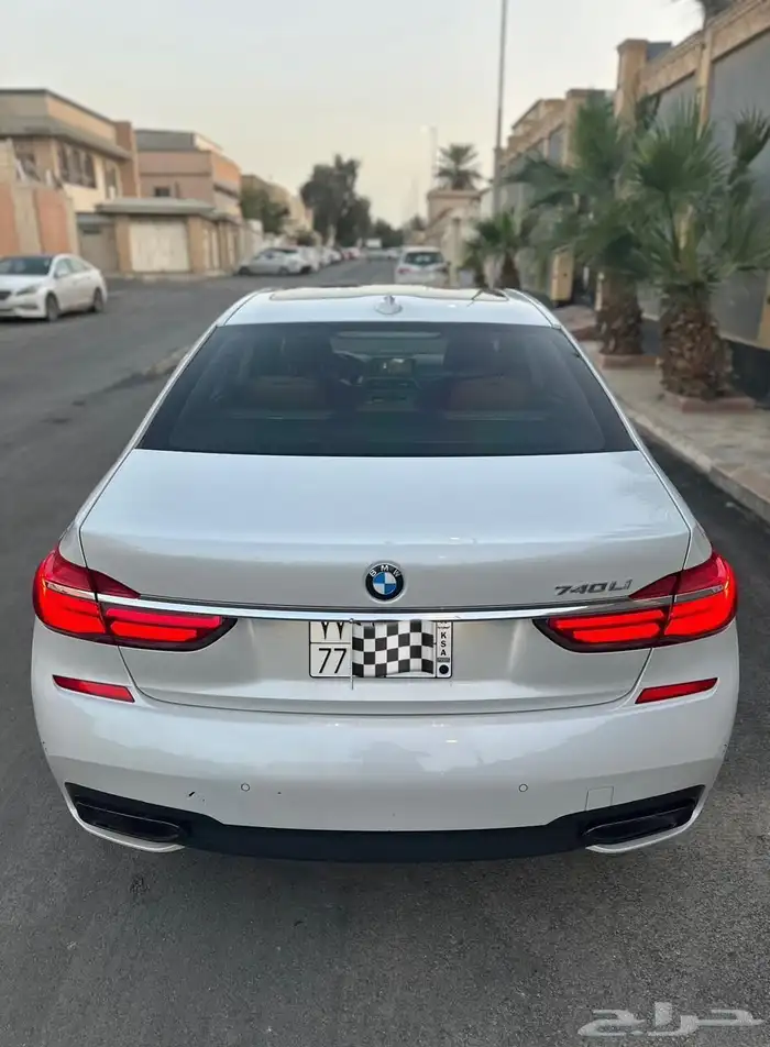 bmw 740 2016 5