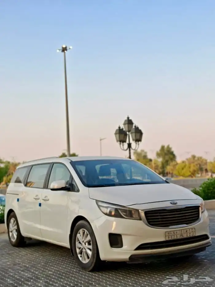 كيا كارنفال 2016 نص فل الجبر كاش او اقساط 25