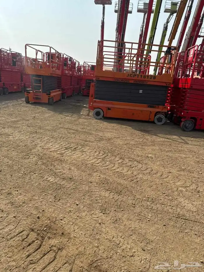 سيزر لفت ومان لفت ورافعات شوكيه جدة 0