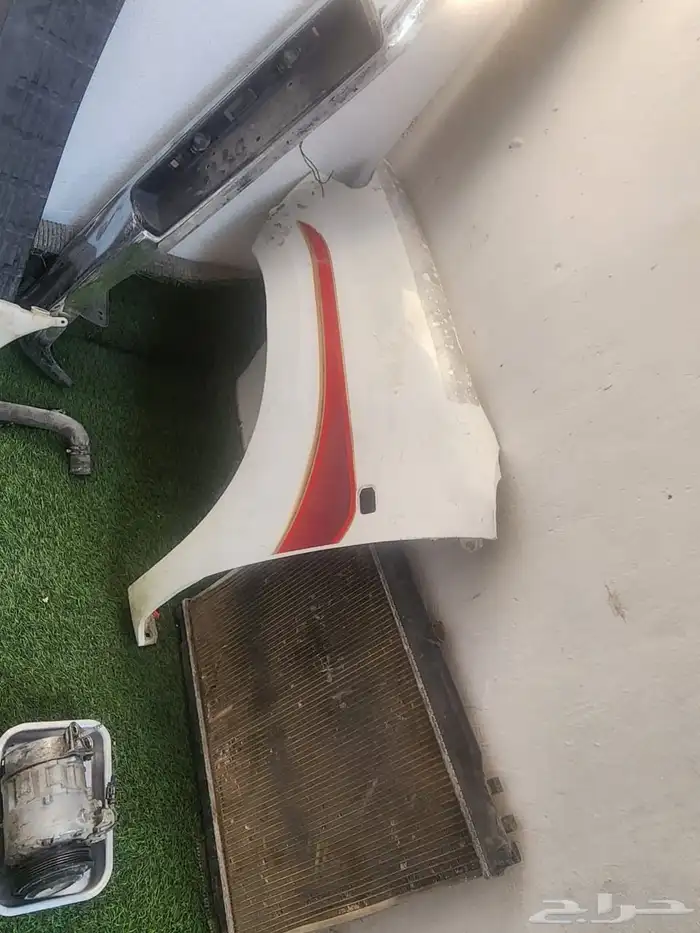 رفارف أمامية وصدام هايلكس سعر مغري 4