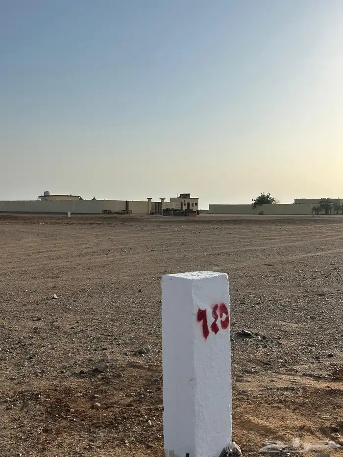 للبيع نص ارض في مخطط جوهرة العروس حي الفرقان الجزء 2ر مس300م 2