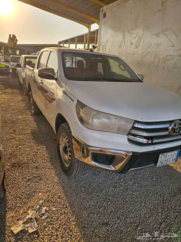 تويوتا هايلكس موديل 2023 و 2021 2