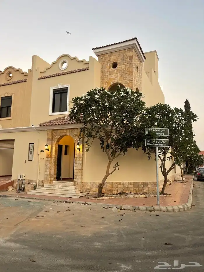 يوجد لدينا فلل للإيجار جده ابحرالشمالية 0