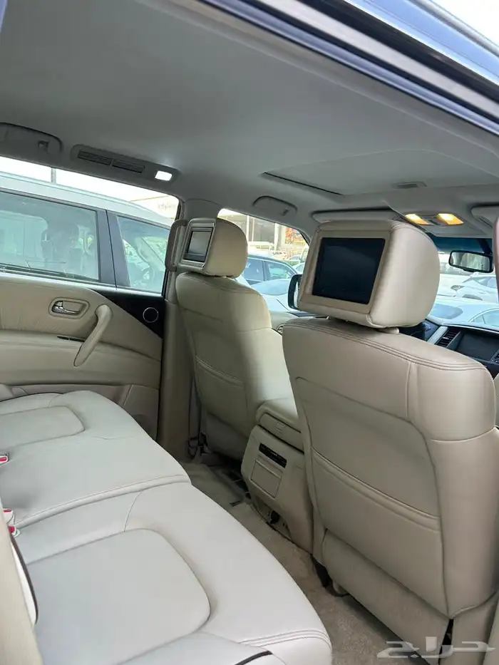 نيسان باترول بلاتنيوم 2017 8 سلندر. عداد 293 ألف كيلو 4