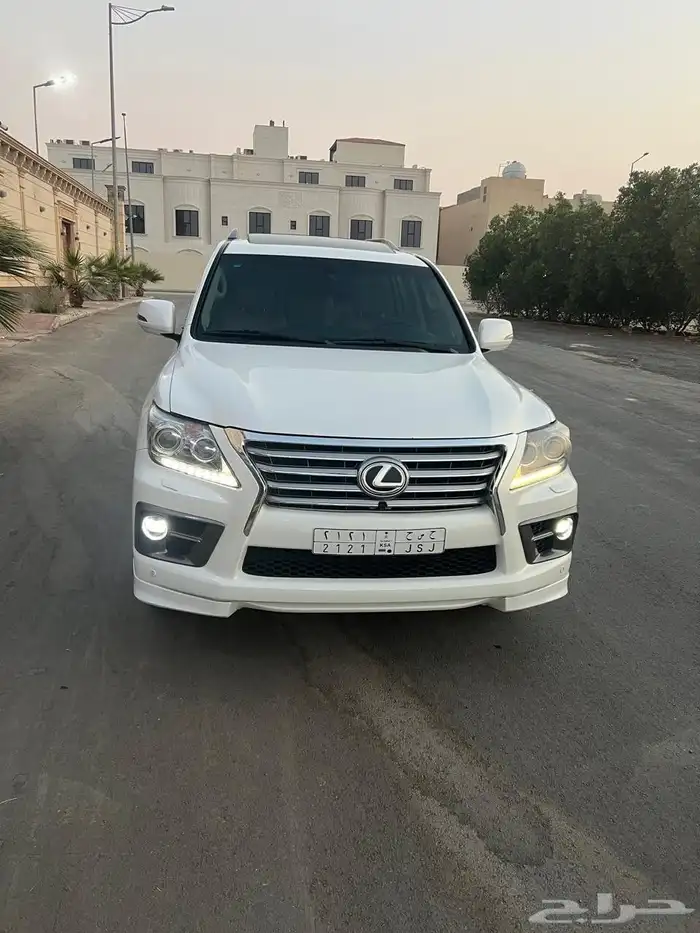 جيب لكزس 2014 570 8
