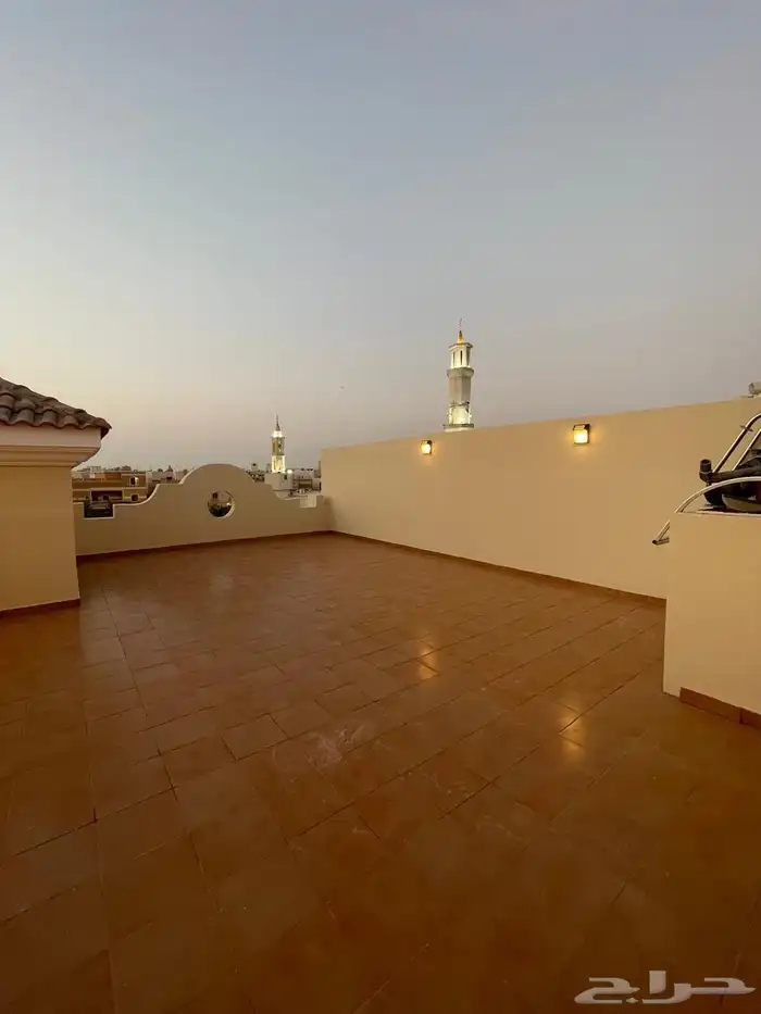يوجد لدينا فلل للإيجار جده ابحرالشمالية 9