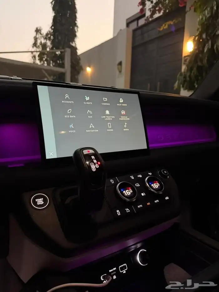 ديفندر للبيع 3