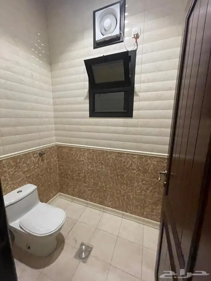 يوجد لدينا فلل للإيجار جده ابحرالشمالية 4