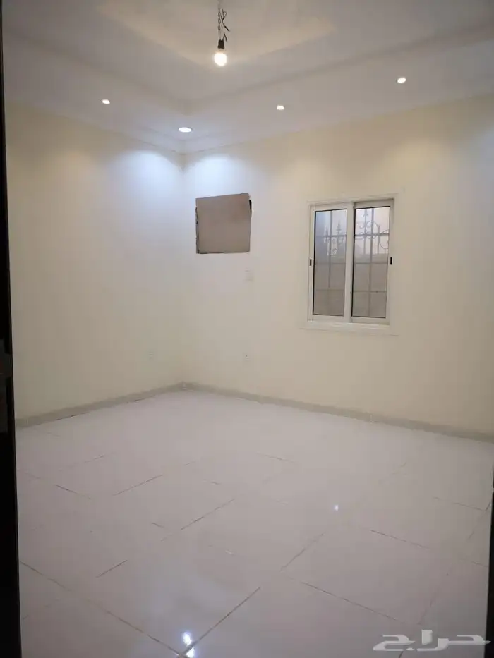 شقه للايجار حي السلامه غرفتين يوجد لدينا شقق للايجار جده 3