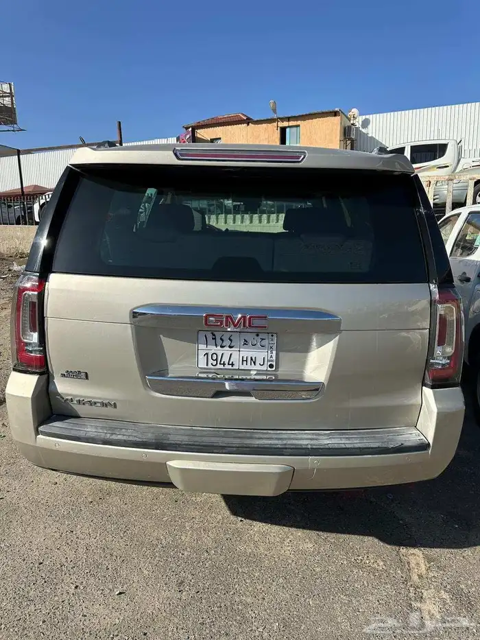 جمس يوكن 2016 نظيف جدا 9