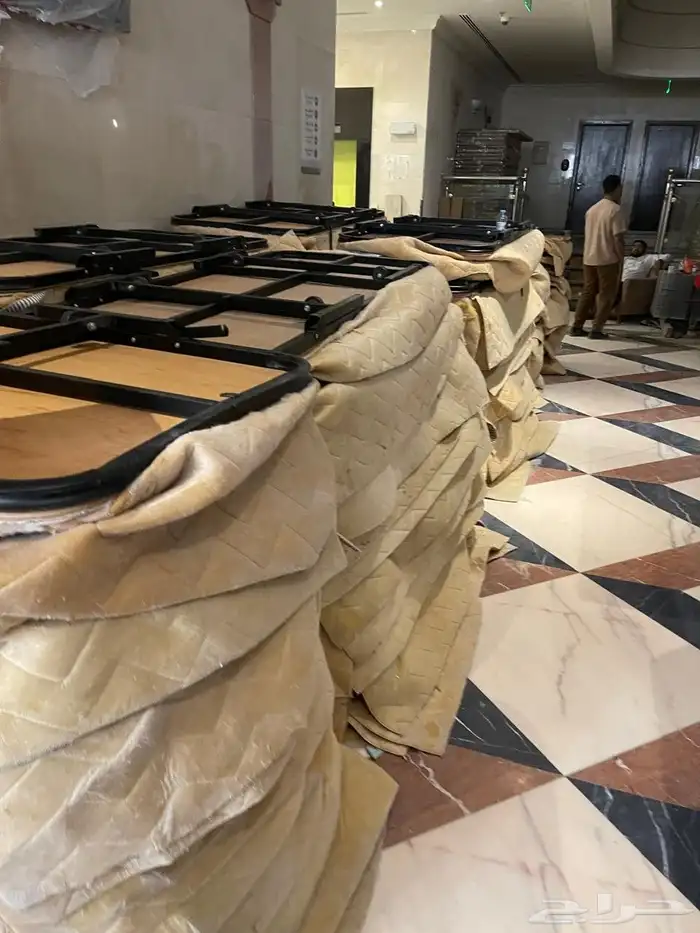 اثاث مستعمل وخشبيات دولاب وكومدينو وراس سرير 11