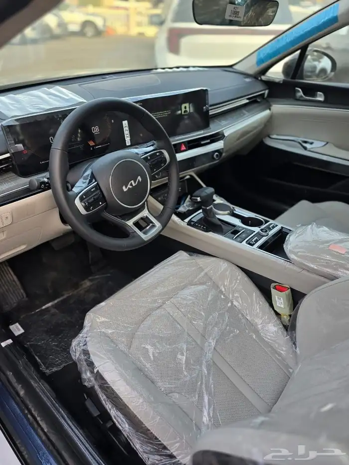 كيا K5 نص فل 2026 الاهليه 12