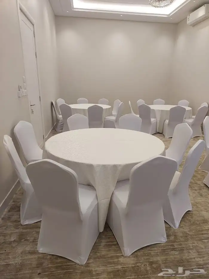 قهوجي وصبابين صبابات كراسي وطاولات وزل 1