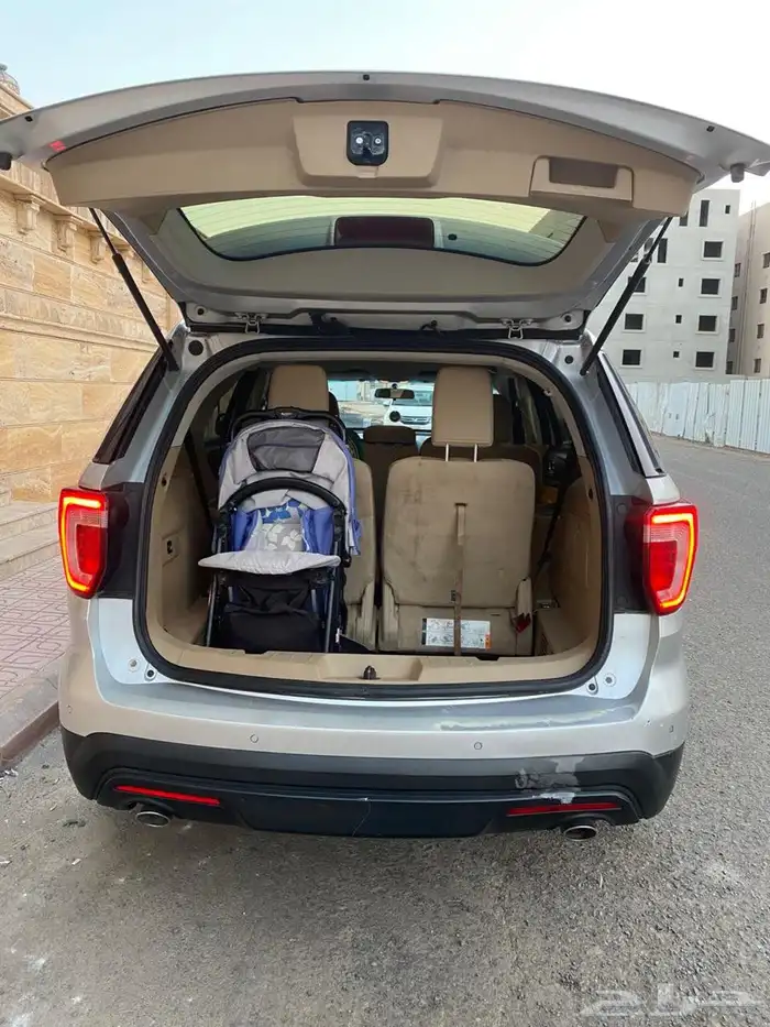 فورد اكسبلورر 2016 10