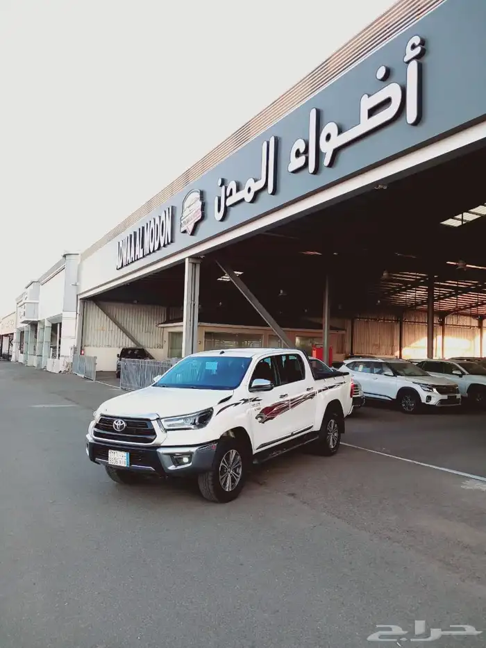 تويوتا هايلوكس دبل 2023 ديزل 9