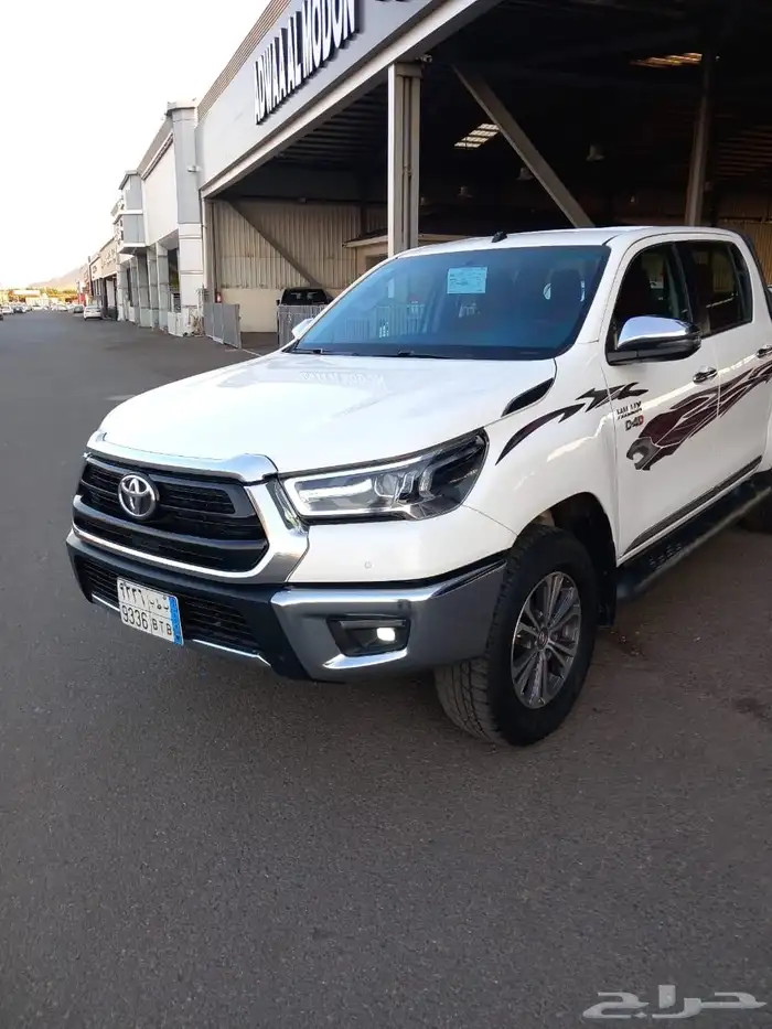 تويوتا هايلوكس دبل 2023 ديزل 7