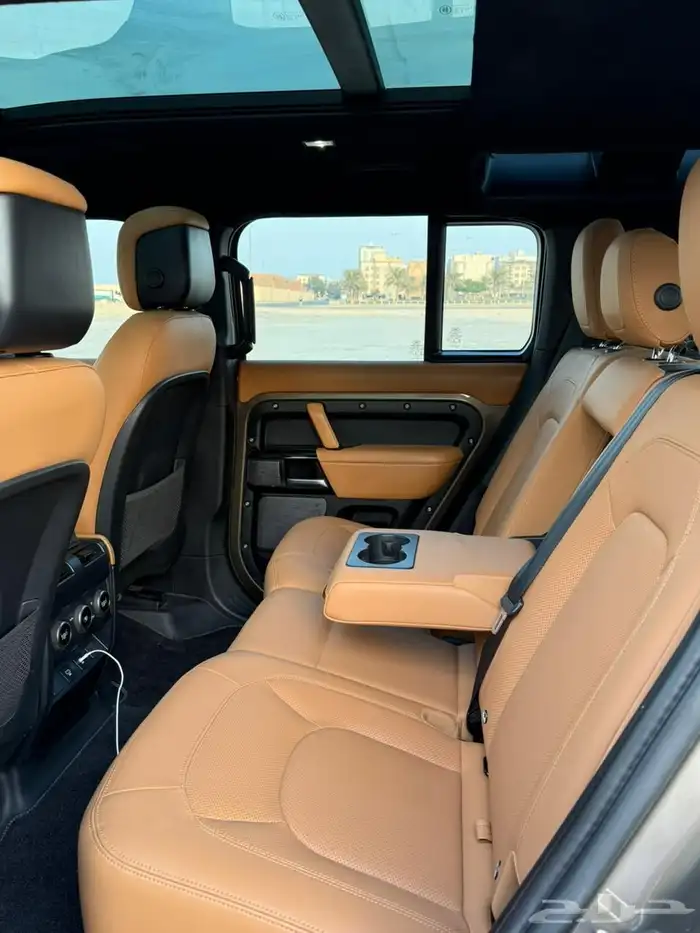 ديفندر للبيع 5