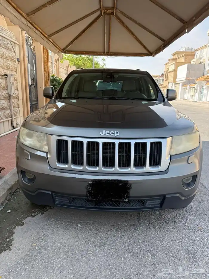 جيب جراند شوروكي 2012 للبيع 4